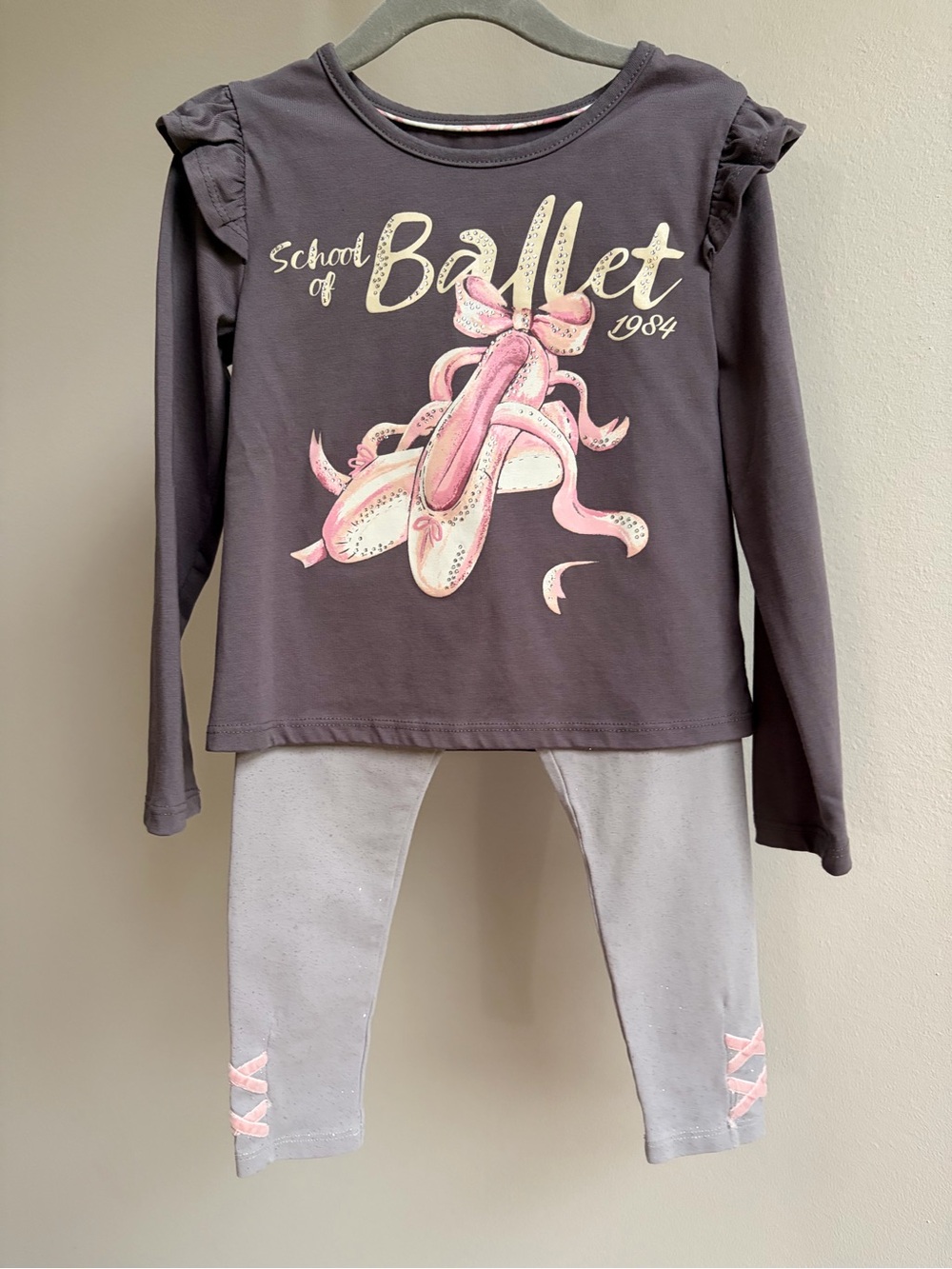 Cynthia Rowley Girls Ballet Top & Legging Set in Gray and Pink